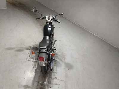 Yamaha SR400 2013