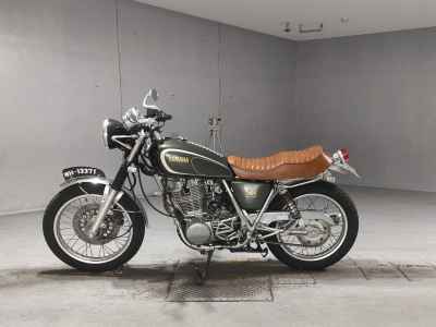 Yamaha SR400 2013
