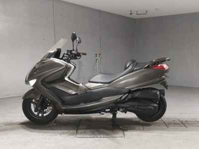 Yamaha Majesty 250