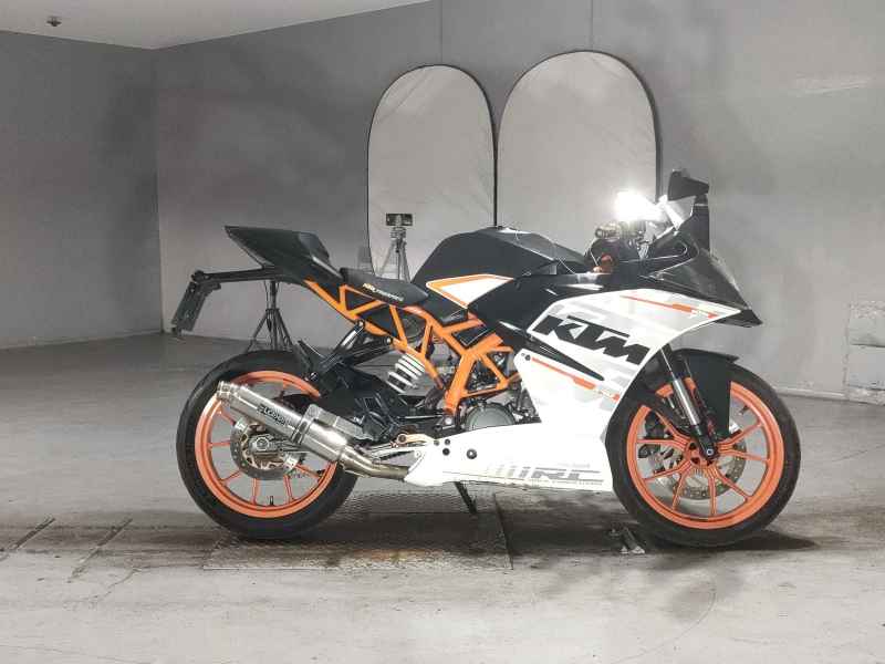 KTM RC 390 2016