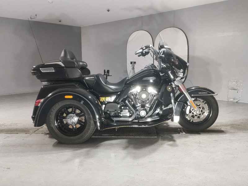 Harley-Davidson TRI Glide Ultra Classic FLHTCUTG1690 2014