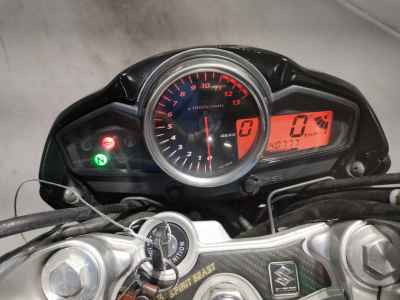 Suzuki GSR250
