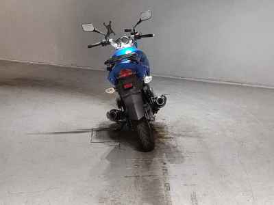 Suzuki GSR250