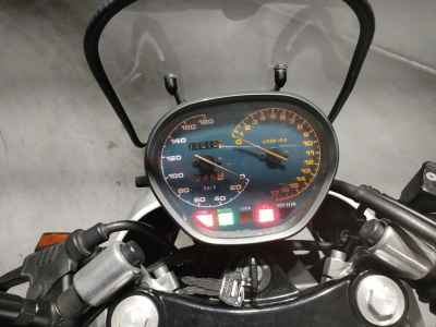 Suzuki GSX250S Katana