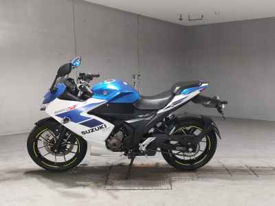 Suzuki Gixxer 250SF