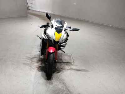 Yamaha YZF-R3 2021