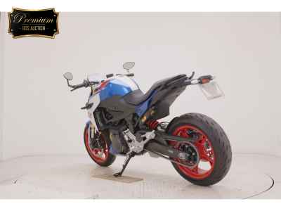 BMW F900R 2025