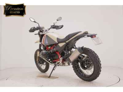 BMW R12 2025