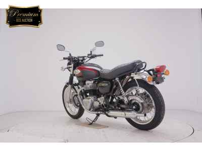 Kawasaki W800 2023