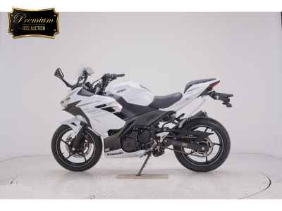 Kawasaki Ninja 400 2022