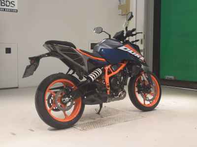 KTM 390 Duke 2024