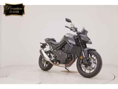 Honda CB750 2025