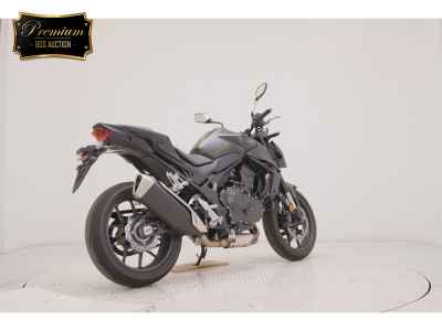 Honda CB750 2025