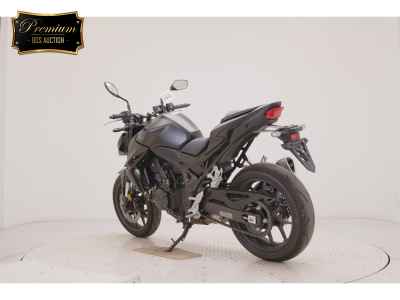 Honda CB750 2025