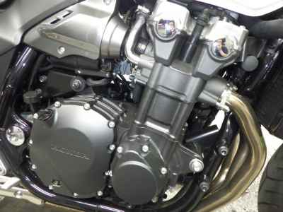Honda CB1300SF 2025