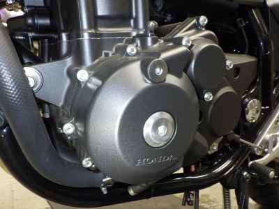 Honda CB1300SF 2025
