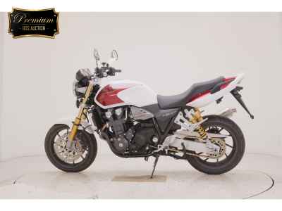 Honda CB1300SF 2025