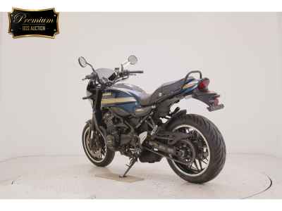 Kawasaki Z900RS 2021