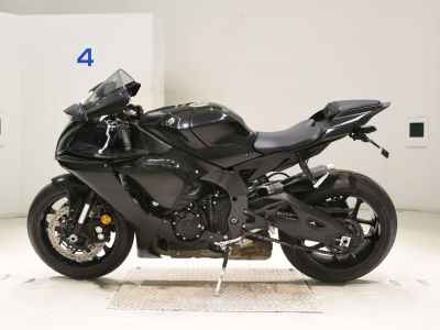 Yamaha YZF-R1 2021