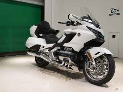 Honda GL1800 Gold Wing Tour DCT 2026
