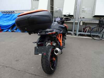 KTM 1290 Super Duke GT 2020