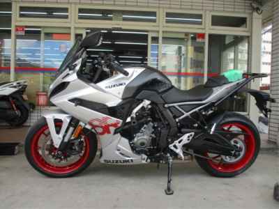 Suzuki GSX-8R 2024