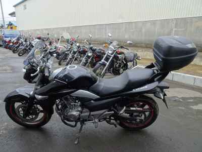 Suzuki GSR250