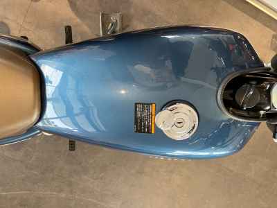 Yamaha SR400 2019