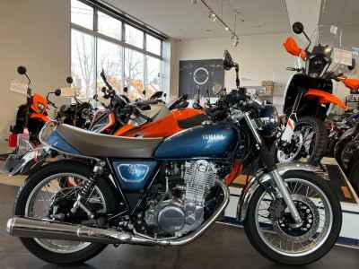 Yamaha SR400 2019