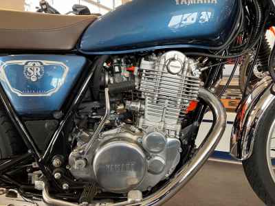 Yamaha SR400 2019