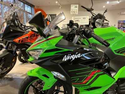 Kawasaki Ninja 400 2023