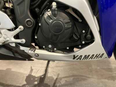 Yamaha YZF-R25 2017