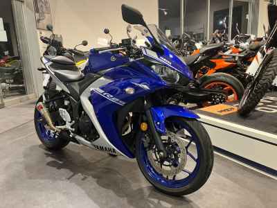 Yamaha YZF-R25 2017