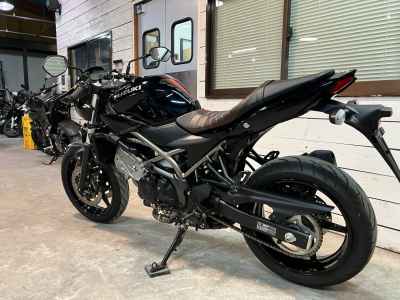 Suzuki SV650S 2023