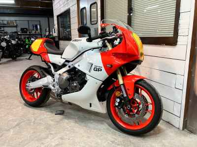 Yamaha XSR900 GP 2024