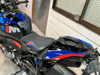 BMW M1000R 2023