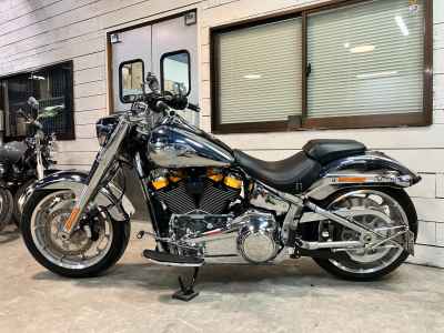 Harley-Davidson FLSTFI 2025