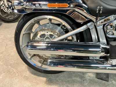 Harley-Davidson FLSTFI 2025
