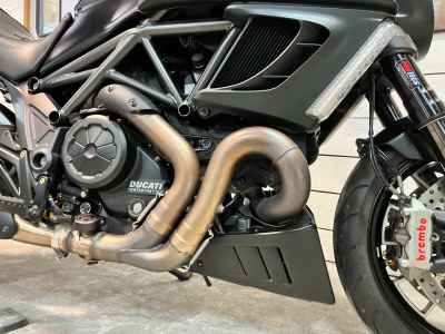 Ducati Diavel 2014