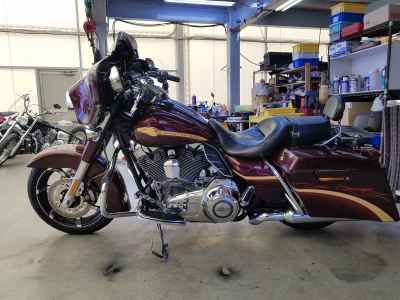 Harley-Davidson Street Glide FLHXSE1800 2010