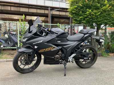 Suzuki Gixxer 250SF