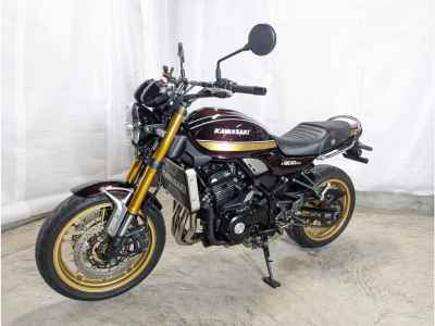 Kawasaki Z900RS 2024