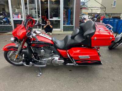 Harley-Davidson FLHTCUSE5 CVO 2010