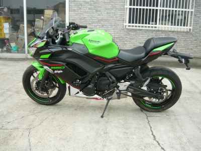 Kawasaki Ninja 650 BS KRT ED 2022