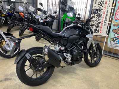 Honda CB250R 2018