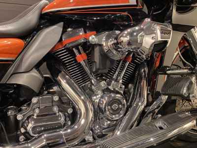 Harley-Davidson Road Glide FLTRXSE1923 CVO 2022