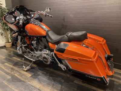 Harley-Davidson Road Glide FLTRXSE1923 CVO 2022
