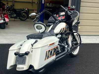 Harley-Davidson Street Glide FLHXS1690 2017