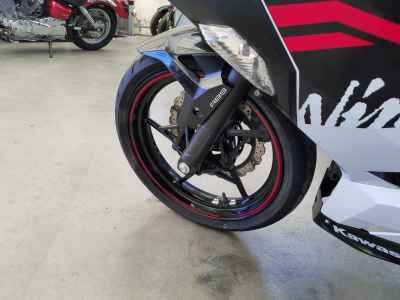 Kawasaki Ninja 400 2019