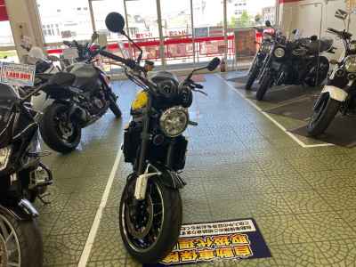 Kawasaki Z900RS 2023